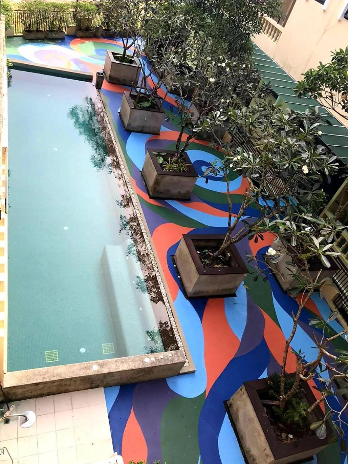 Royal Waves Hotel Patong Extérieur photo