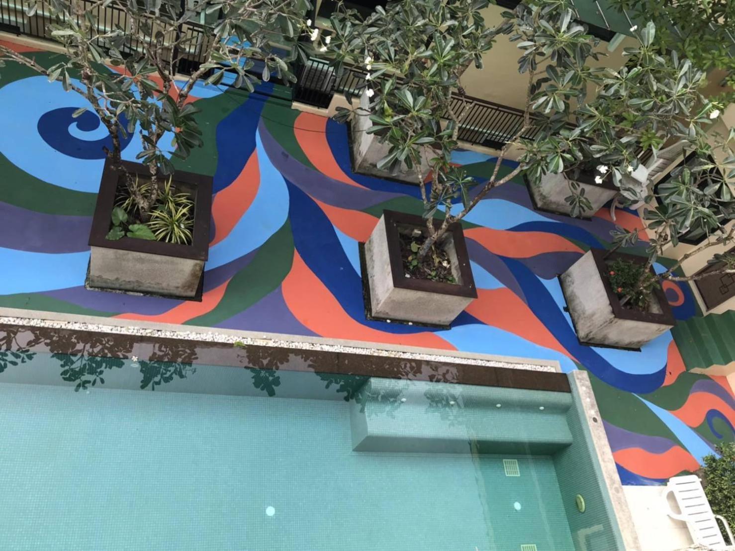 Royal Waves Hotel Patong Extérieur photo